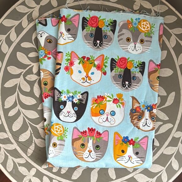 Robert Kaufman Cat Pattern Fabric - Picture 1 of 5
